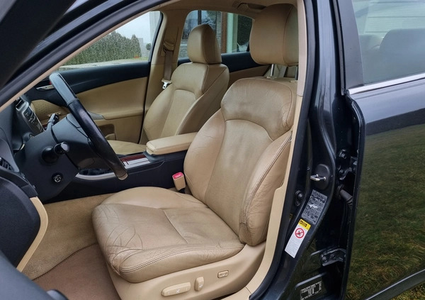 Lexus IS cena 27900 przebieg: 211508, rok produkcji 2007 z Bytów małe 781
